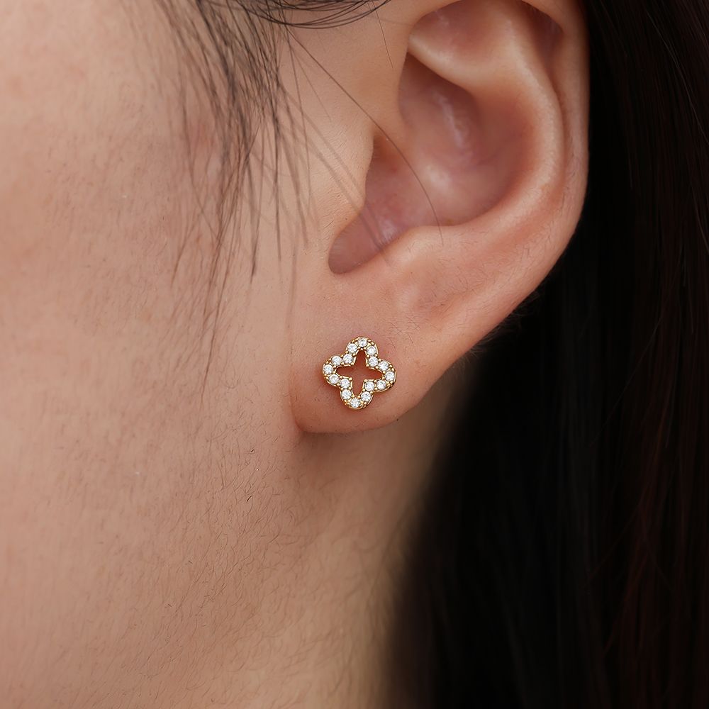 Spark Clover Studs