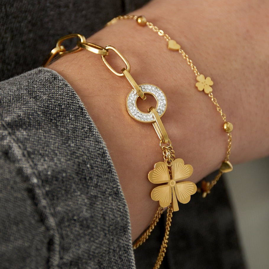 Goudkleurige Chunky Lucky armband met klavertjevier en zirkonia ring