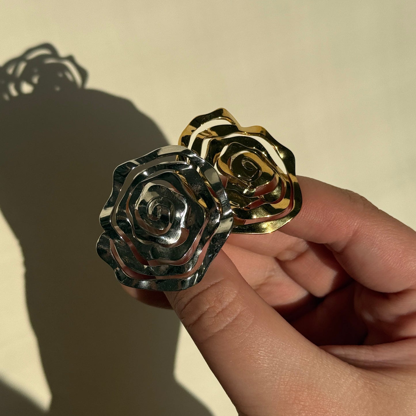 Bloom Outline Ring