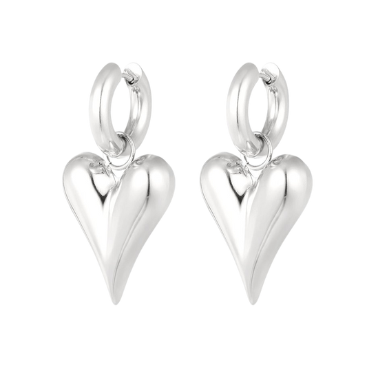 Zilveren hartvormige oorbellen van stainless steel – Luna model