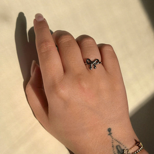 Bow Charm Ring