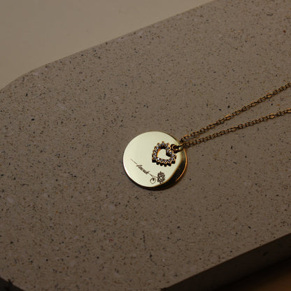 Engraved Coin Heart Ketting