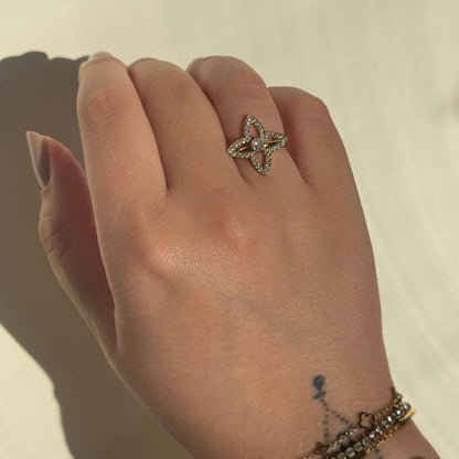 Open Sparkle Clover Ring