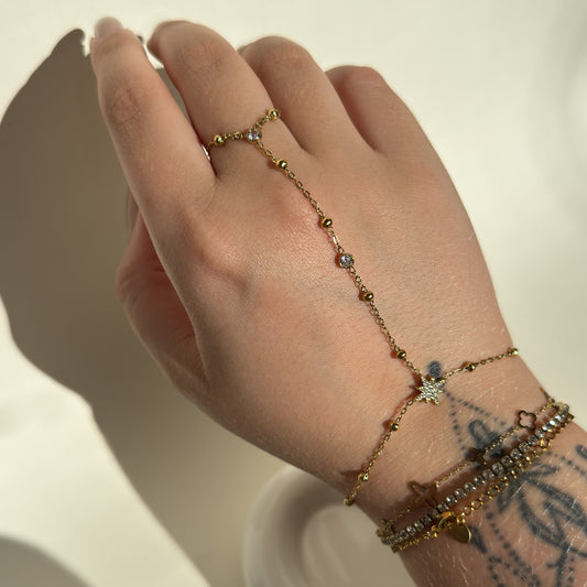 Stellar Hand Chain