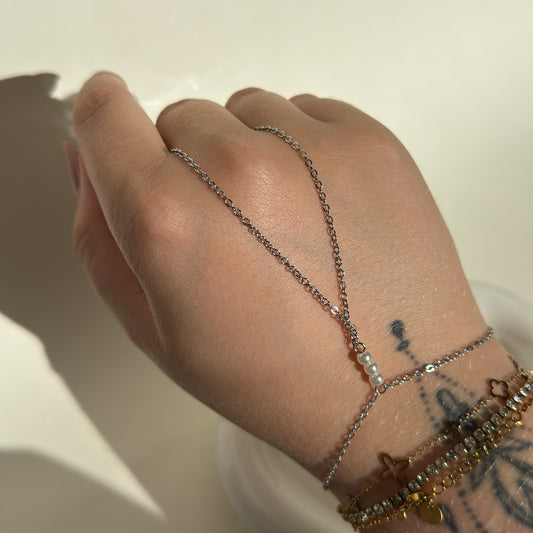 Pearl Touch Hand Chain