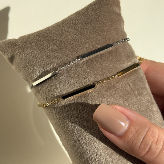Minimal Bar Armband