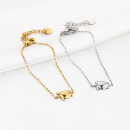 Turtle Charm Armband