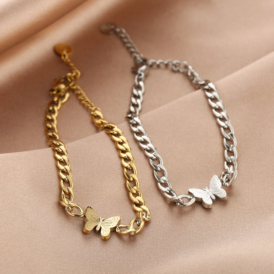 Armband met vlindervormige bedel van roestvrij staal