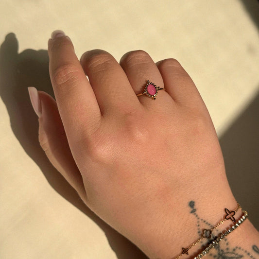 Vintage Oval Stone Ring